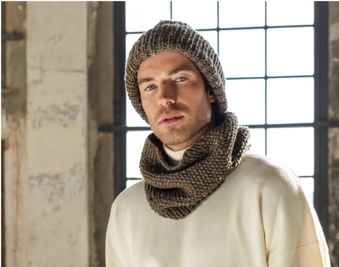 Bonnet homme tricoter en laine tweed avec son revers