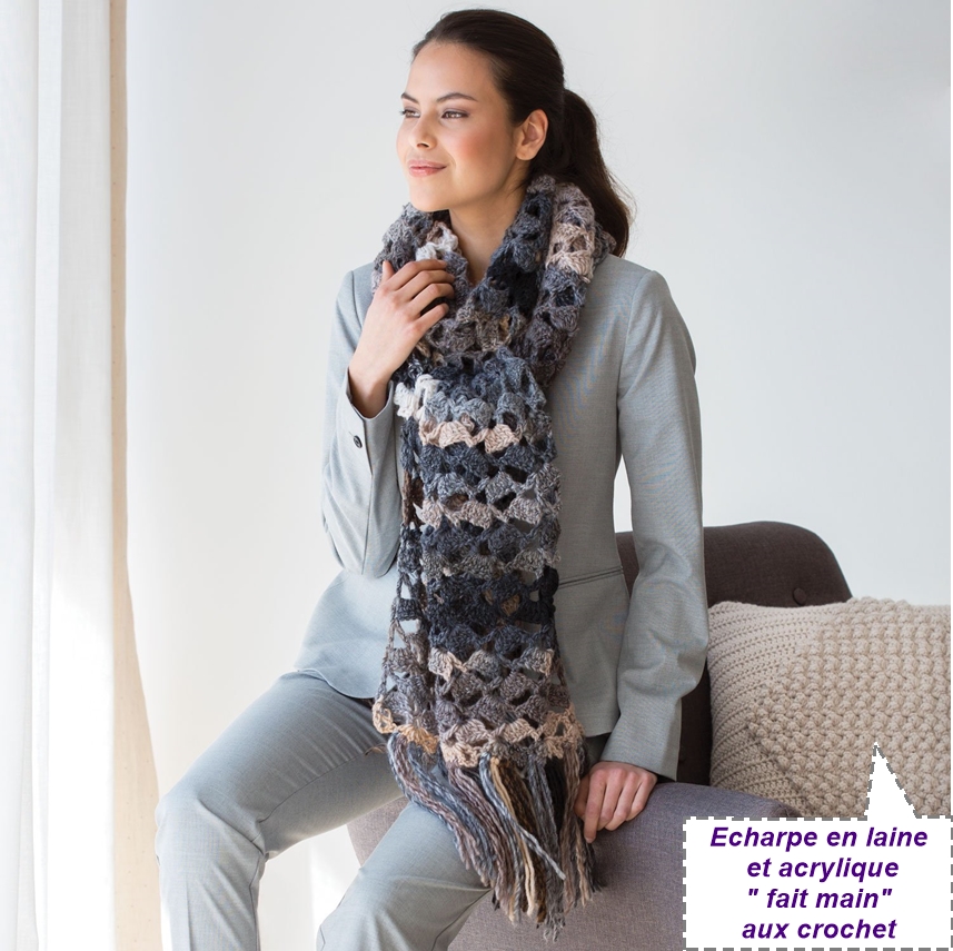 Echarpe femme tricoté à la main en laine et acrylique
